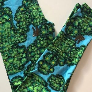 LulaRoe One Size leggings